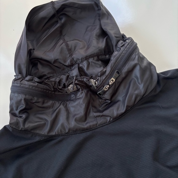 Under Armour Women's Black Coldgear Performance Pullover Hoodie Size Small - Picture 4 of 8